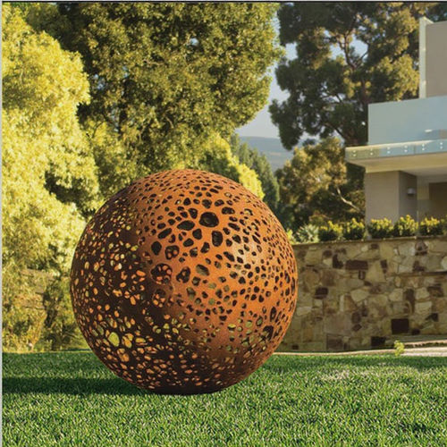 에 대한 최신 회사 뉴스 Corten Steel Perforated Sphere