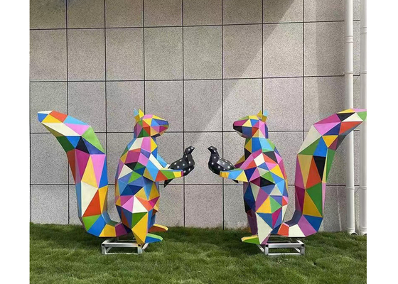 좋은 가격 현대적인 정원 장식 스테인리스 스틸 다채로운 다람쥐 조각 온라인으로