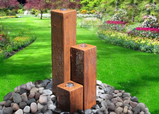 좋은 가격 잔디밭 Corten 강철 물 특징 3 란 모양 50/70/100cm 크기 온라인으로