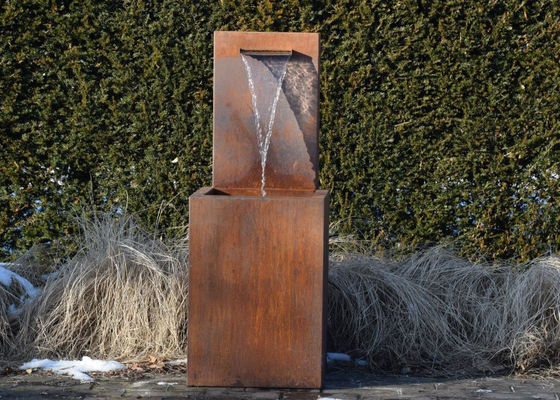 좋은 가격 직업적인 Corten 강철 정원 물은 샘 150cm 고도를 특색짓습니다 온라인으로
