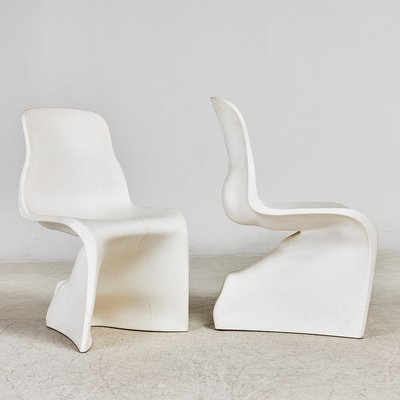 좋은 가격 사용자 정의 추상 가구 장식 금속 예술 의자 의자 유리 섬유 조각 온라인으로