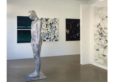 좋은 가격 매트 실물 크기 끝 서 있는 남자 스테인리스 숫자 Ss 조각품 온라인으로