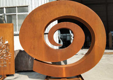 좋은 가격 금속 정원 Corten 옥외 강철 조각품 녹스는 자연적으로 나선형 디자인 온라인으로