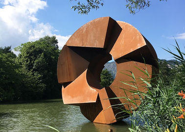 좋은 가격 위조 Corten 강철 조각품, 도시 조경 녹스는 금속 조각품 온라인으로